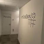 Estudios San Francisco 3*