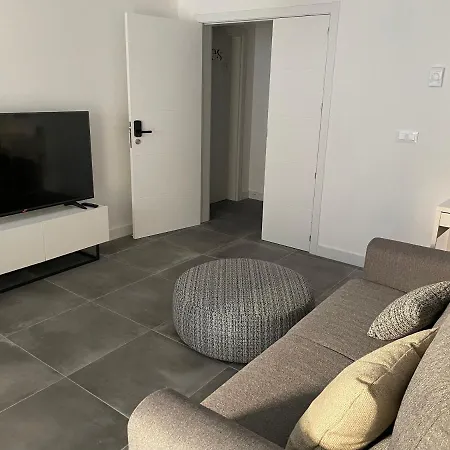 Estudios San Francisco 게스트하우스 3*